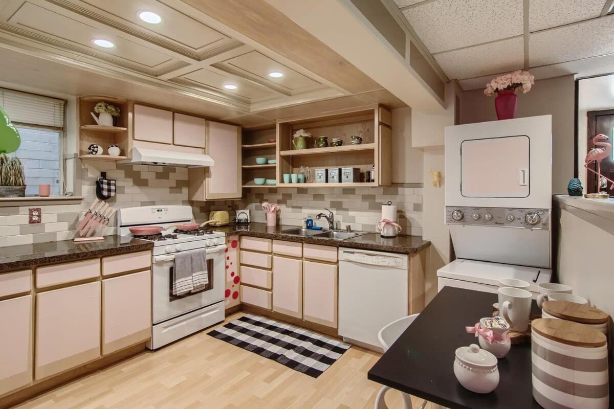 Barbie'S Dream Apt In The City Sacramento Luaran gambar